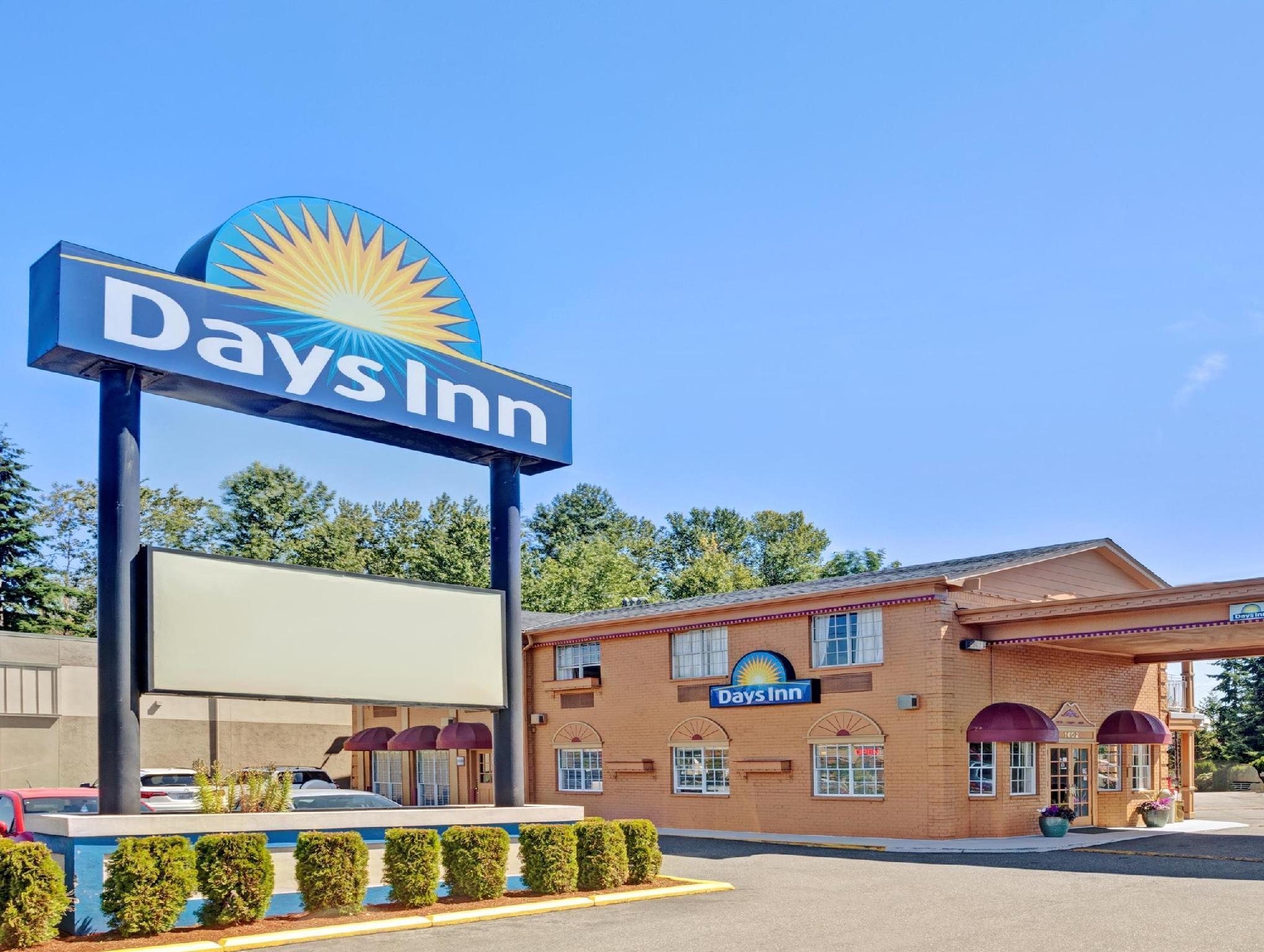 Days Inn By Wyndham 埃弗里特 外观 照片