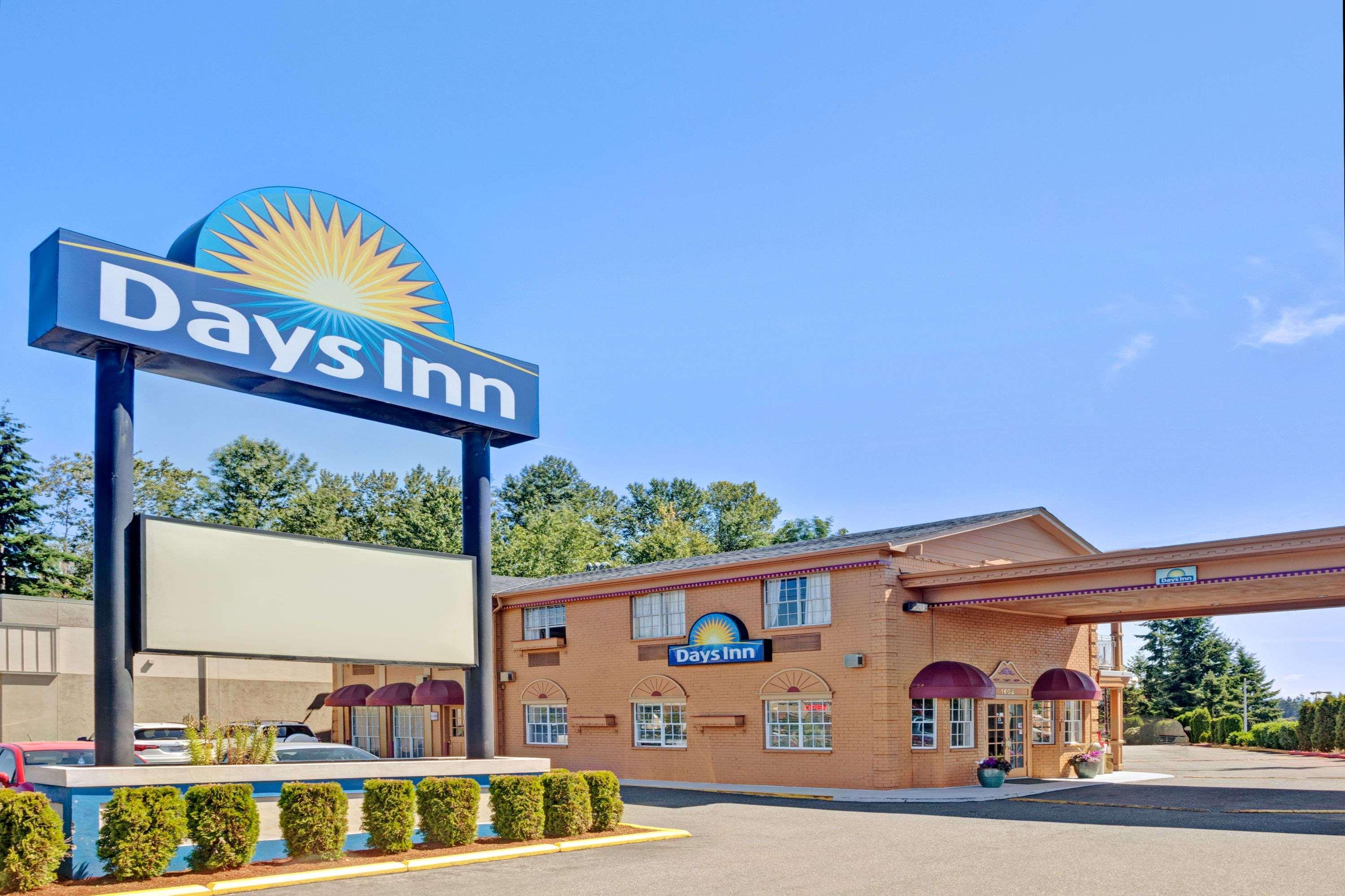 Days Inn By Wyndham 埃弗里特 外观 照片